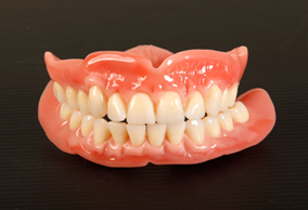 Complete Denture Service